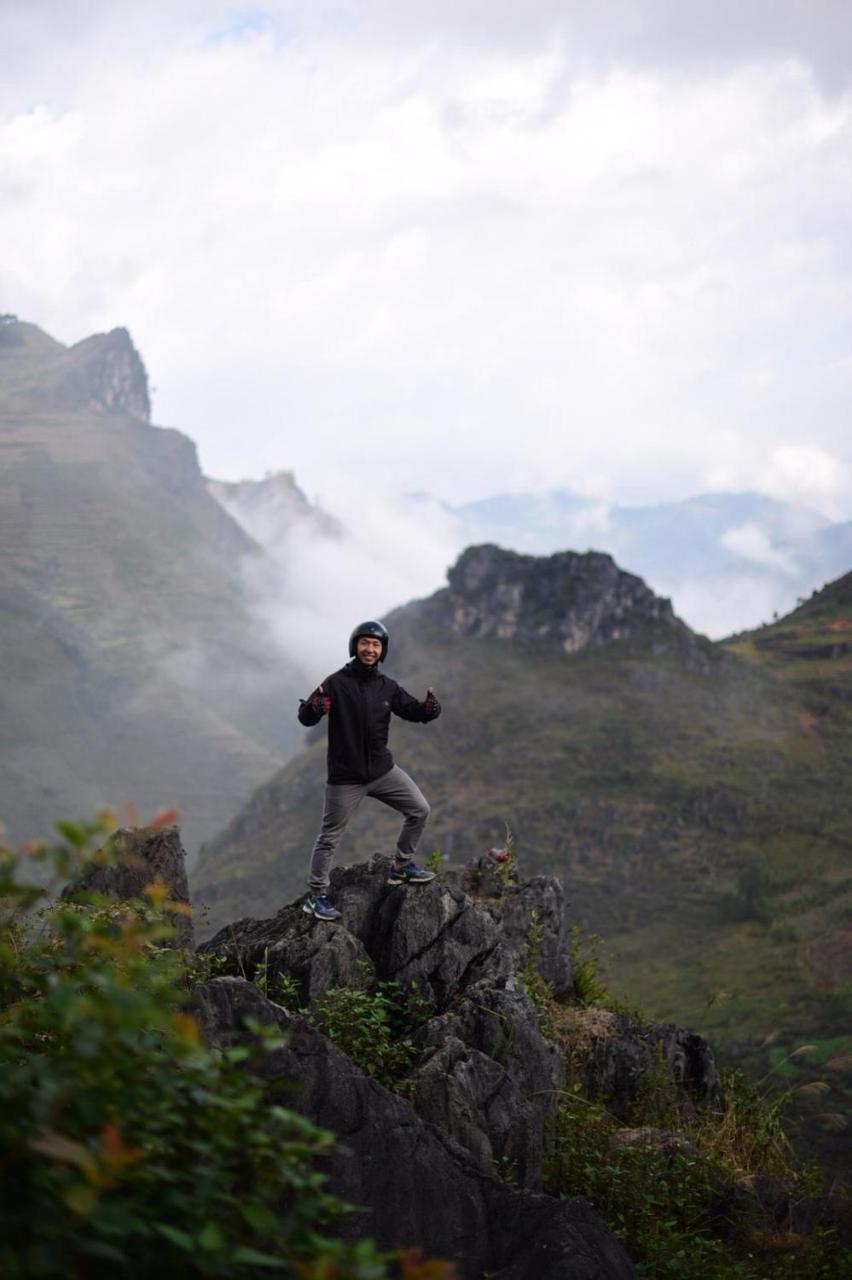 Jasmine Hostel And Motorbike Tours Ha Giang Exterior photo